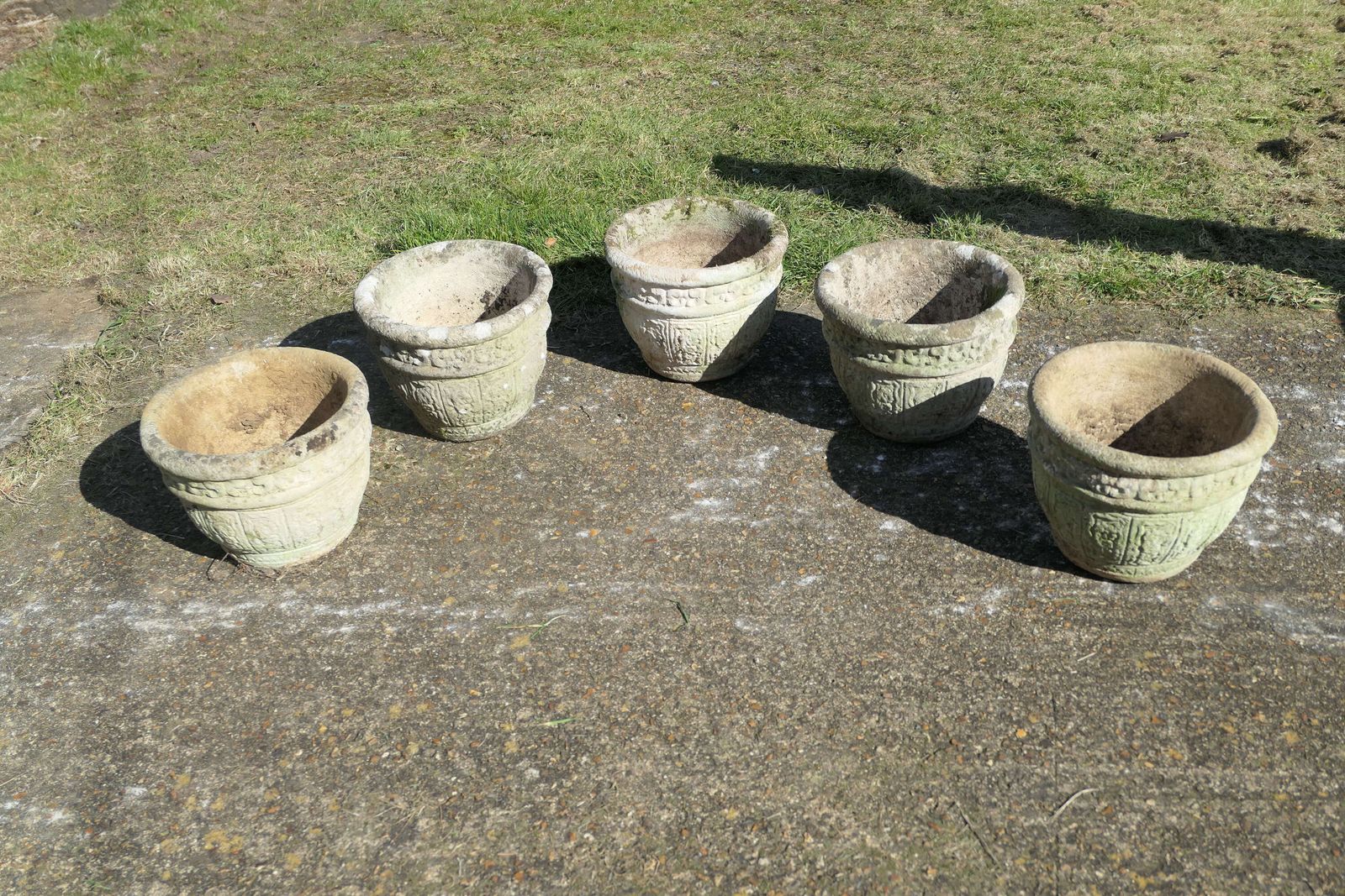 A Set Of 5 Studio Stonehouse Cotswold Planters photo for sale