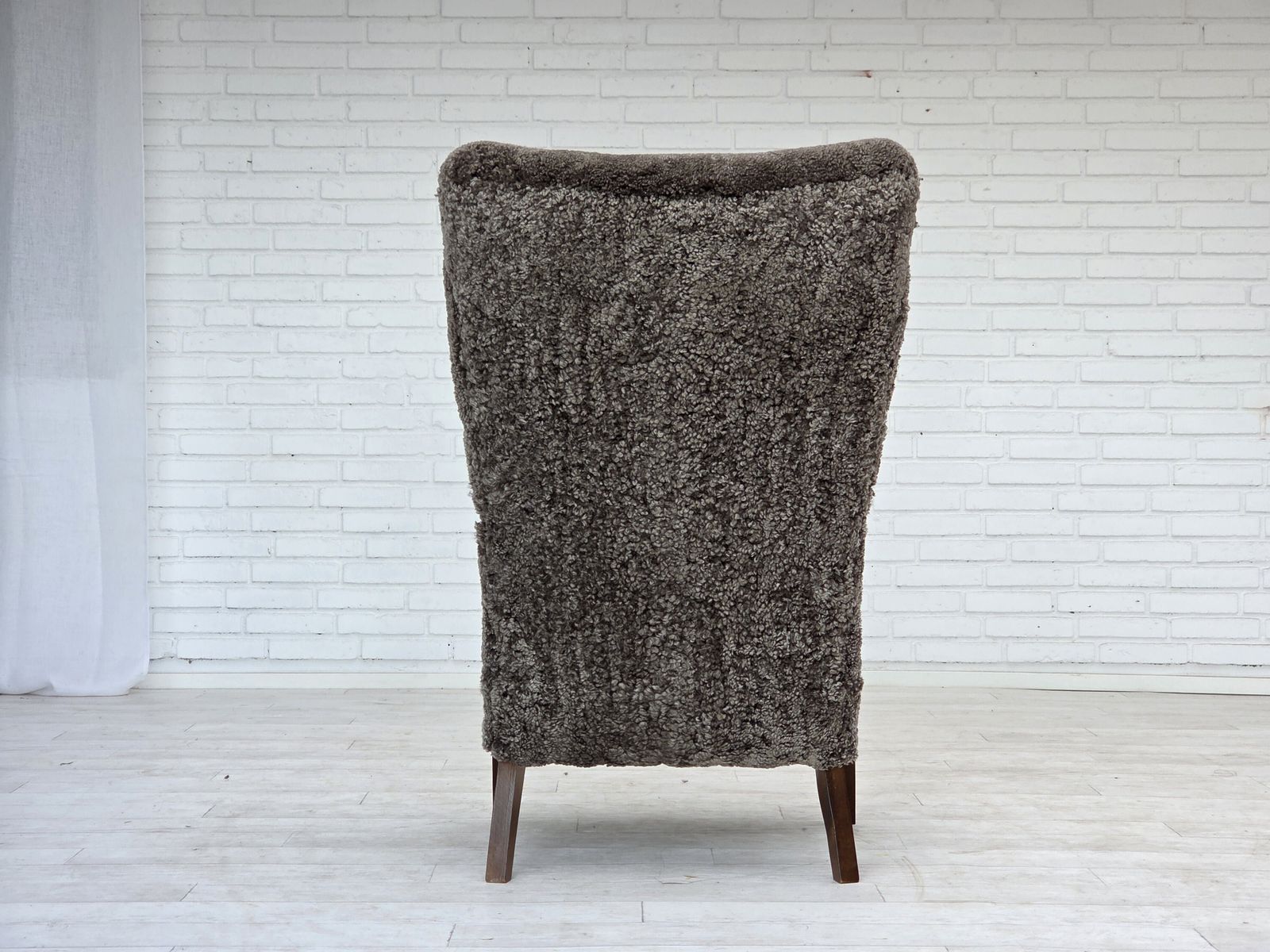 Meubels Ca. Jaren 1960, Opnieuw Beklede Deense Fauteuil, Echt Schapenleer. photo