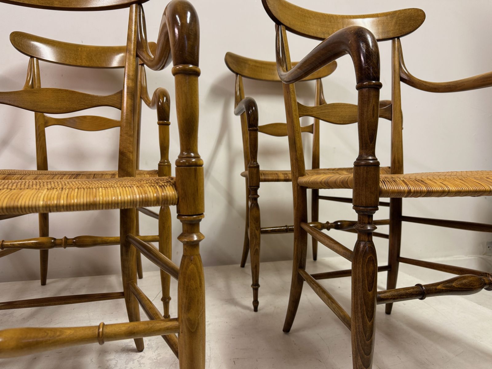 photo buy Set Of Six Chiavari Companino Armchairs By Fratelli Levaggi