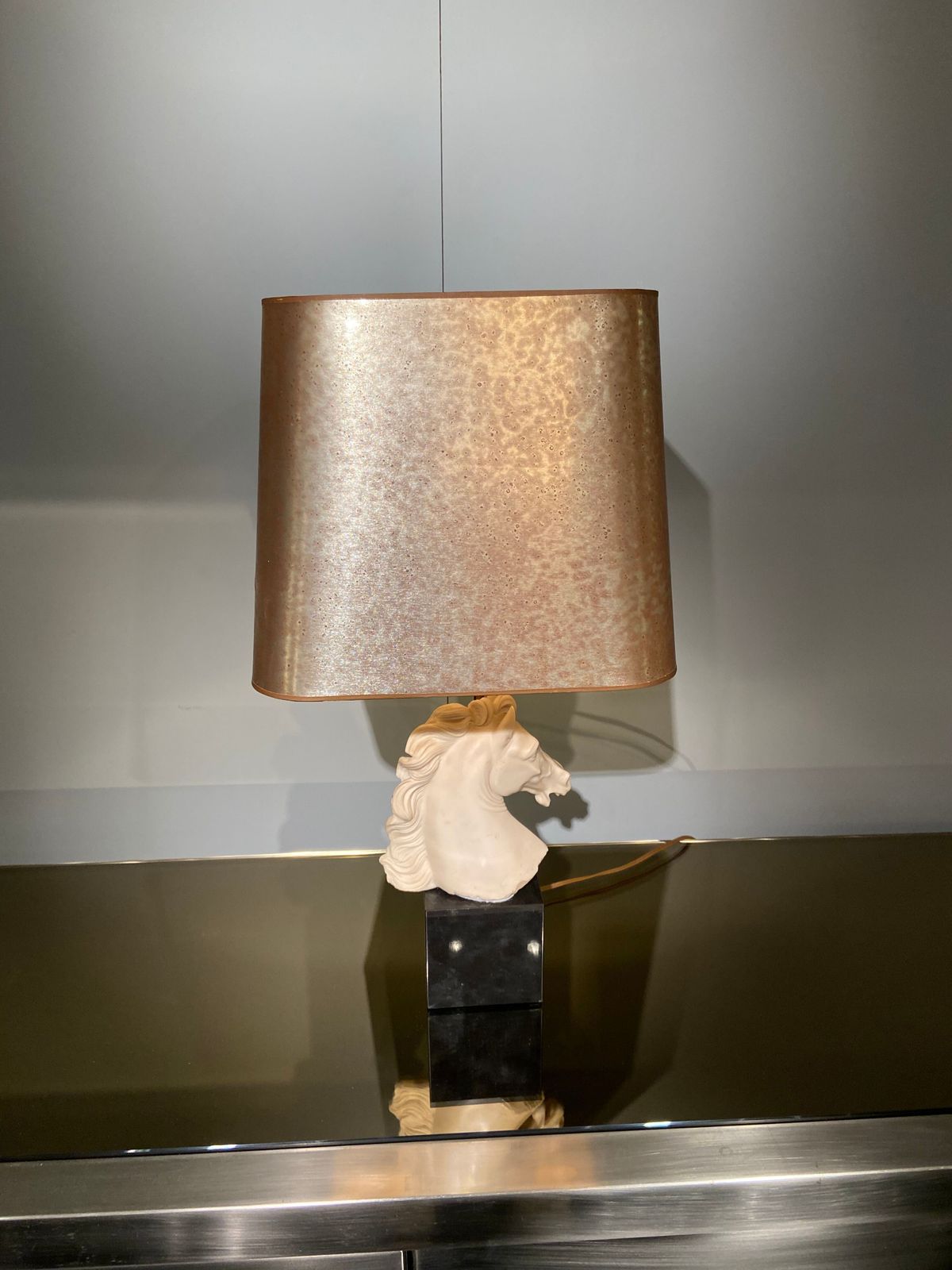 Vintage Neo Classic Style Lamp In Resin And Golden Lampshade photo buy