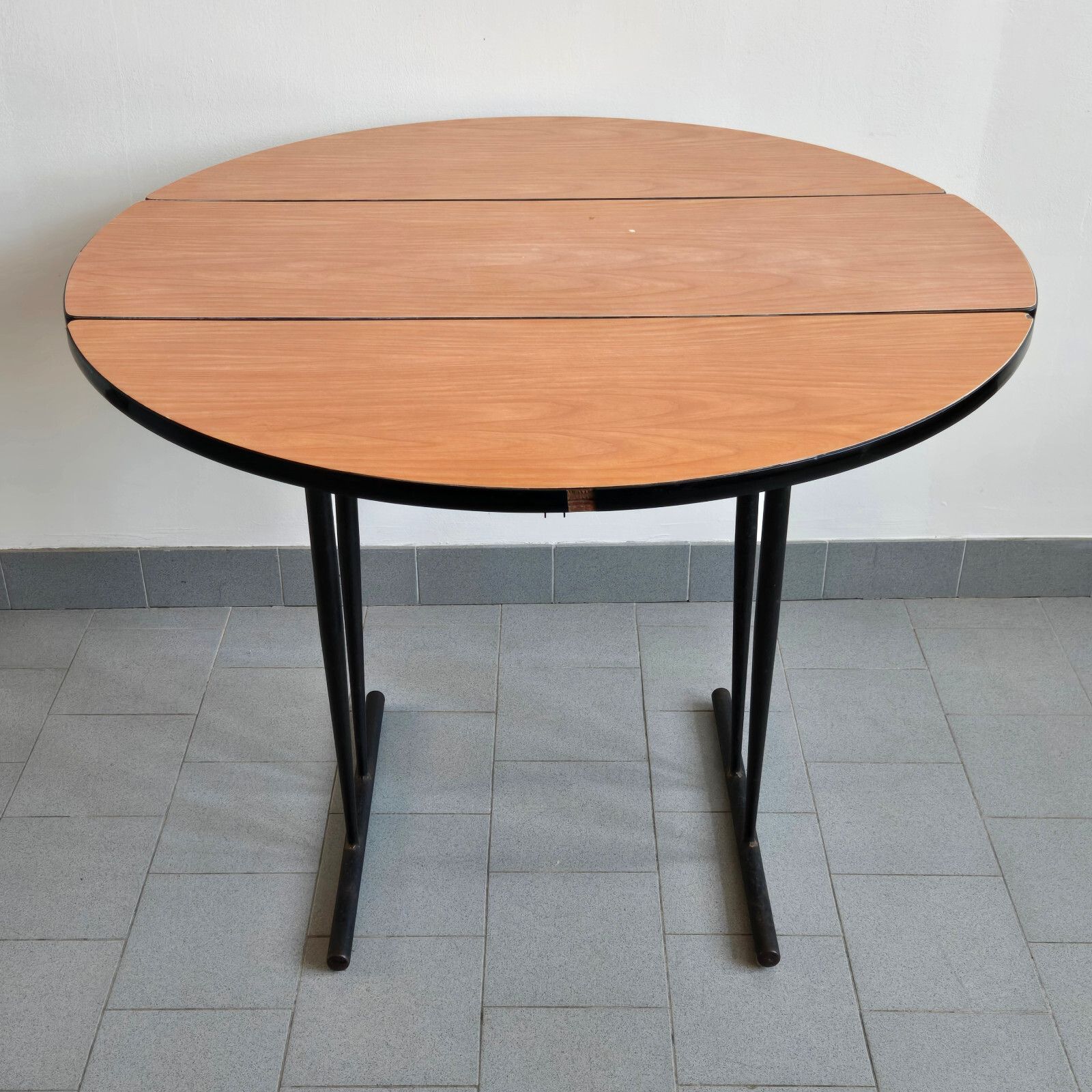 256.0 Vintage 1950s Formica 50s Retro Zazou Extendable Folding Round Dining Table photo
