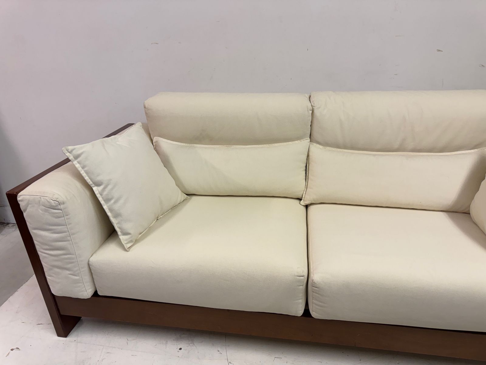 photo vintage Mid To Late 20th Century Italian Sofa