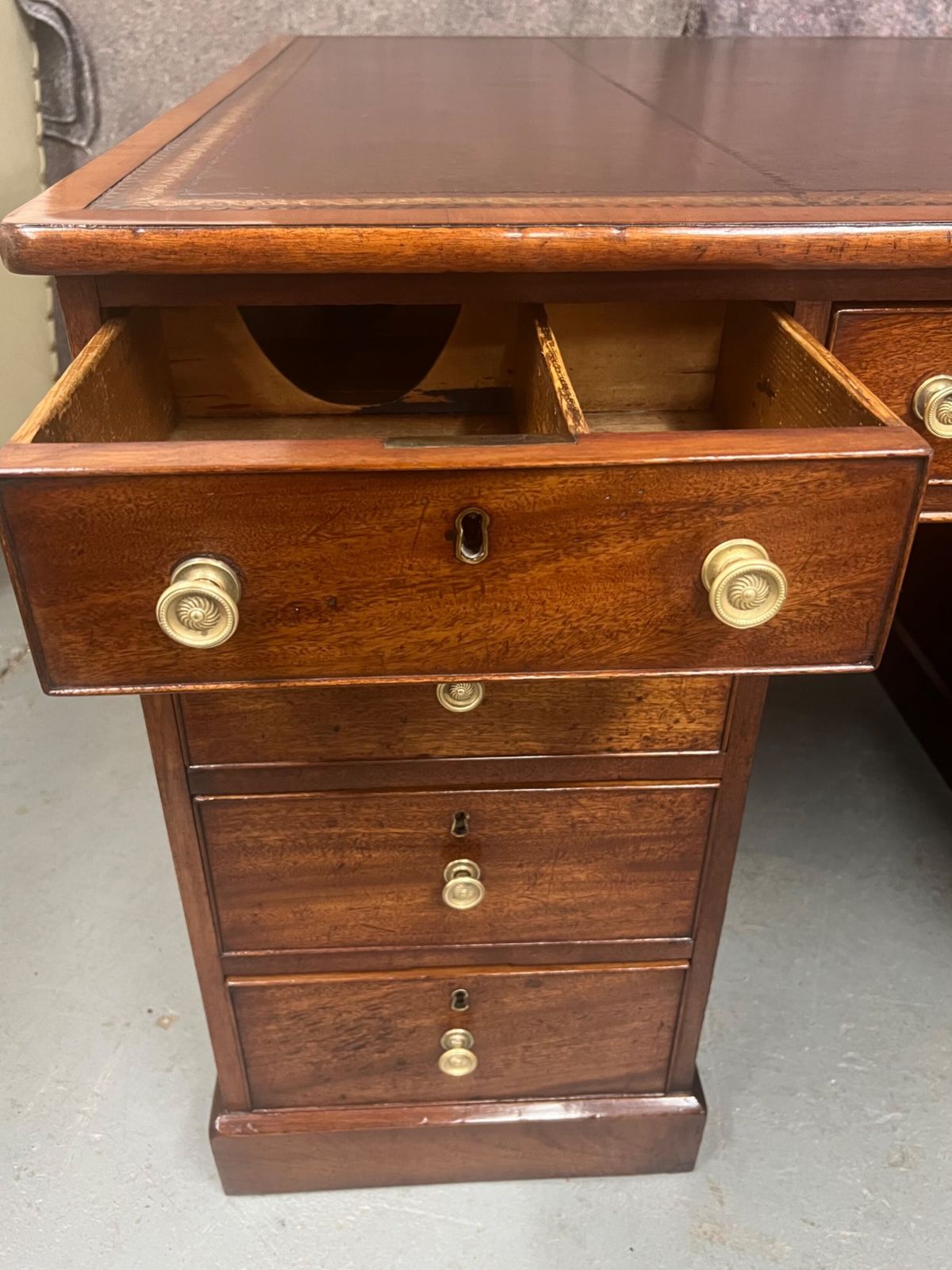 George III Mahogany 18 Drawer Partner's Desk photo for sale