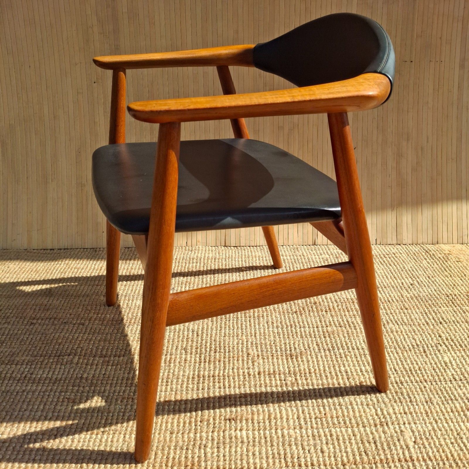 Fab Mid Century Danish 1960s Erik Kirkegaard For Glostrup Teak Black Armchair photo 800.0