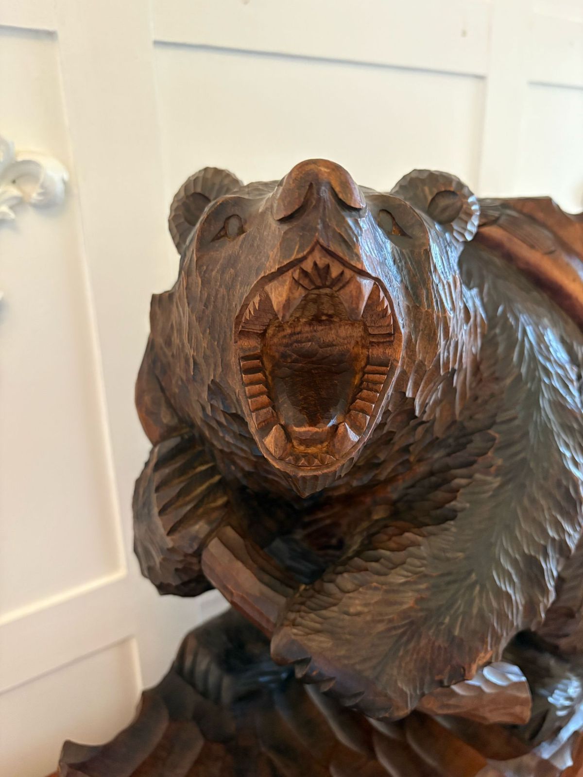 Large Antique Quality Carved Linden Wood Japanese Bear Carrying A Fish photo 1585.0