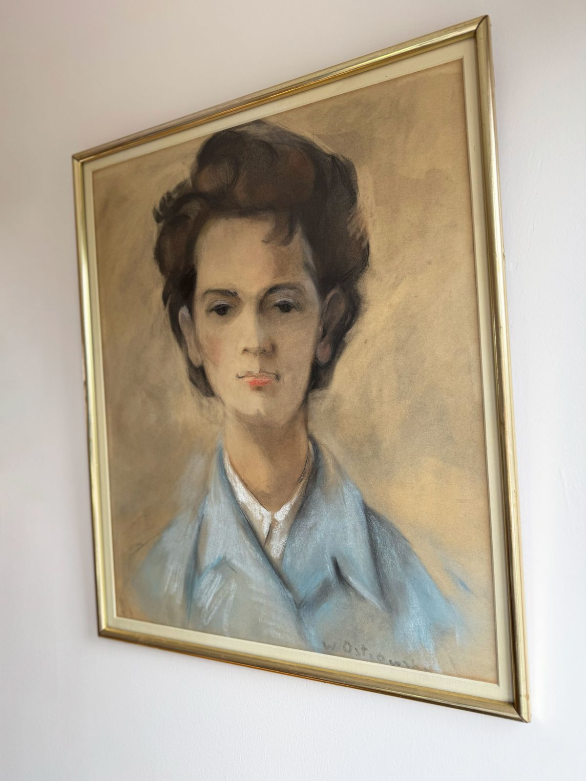 Vintage Pastel Portrait Of Young Woman – Signed By W. Ostrowski, Framed Original Art photo Art