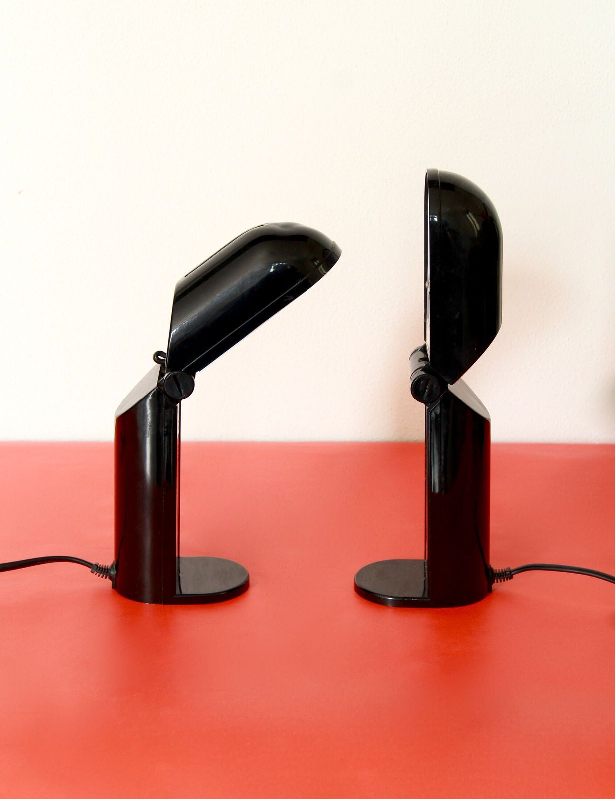 Manon, Set Of 2 Postmodern Black Table / Wall Lamps By Yamada Shomei For Tronconi, Italy, 1980s photo Lighting