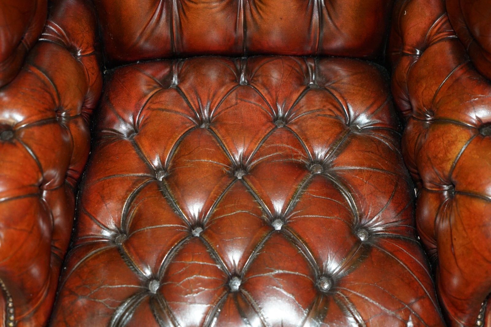 Antique Fully Restored Bordeaux Leather Tufted Chesterfield Wingback Armchair photo vinterior