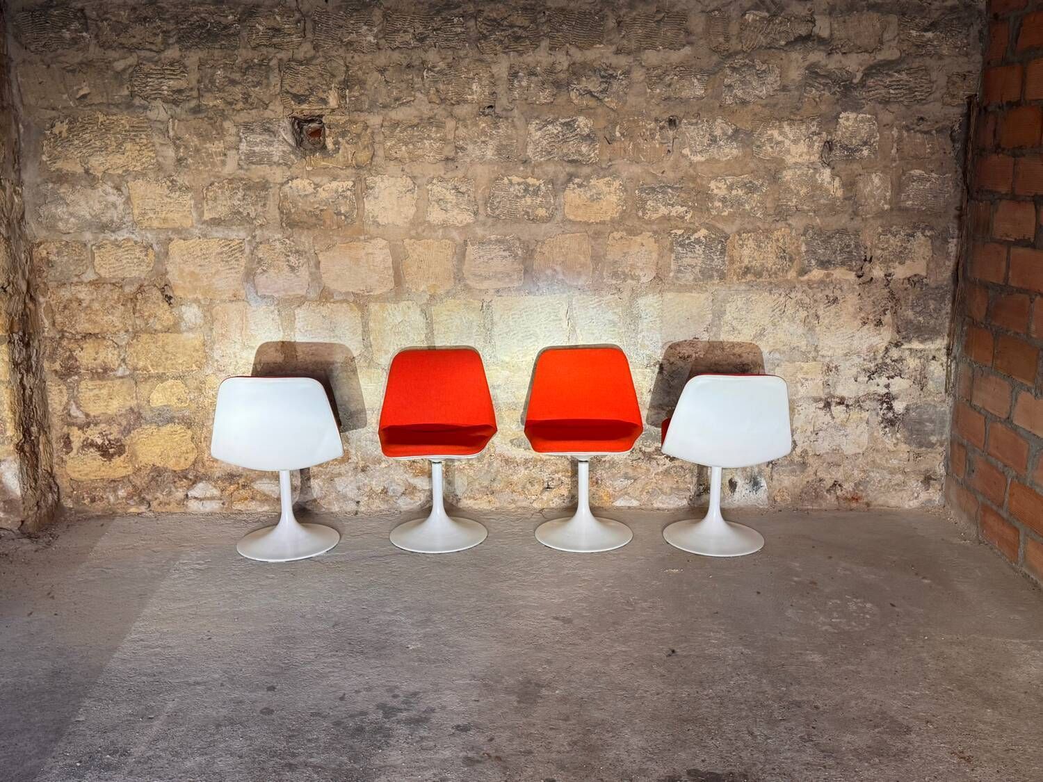 4 Tulip Chairs   Börje Johanson photo for sale