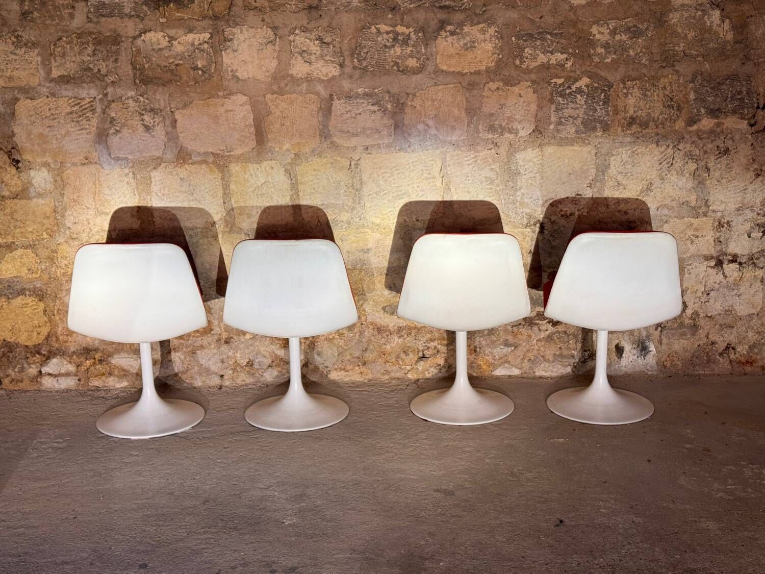 4 Tulip Chairs   Börje Johanson photo Furniture