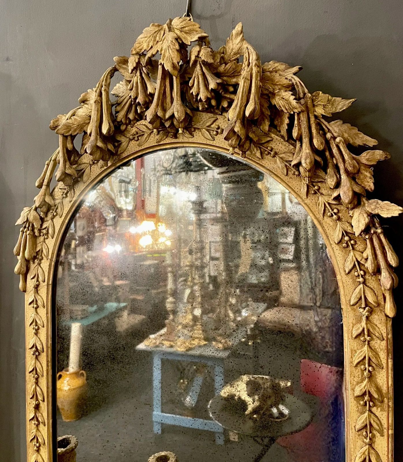 Early 19th Century Carved Wood, Water Gilded Mirror. photo vinterior