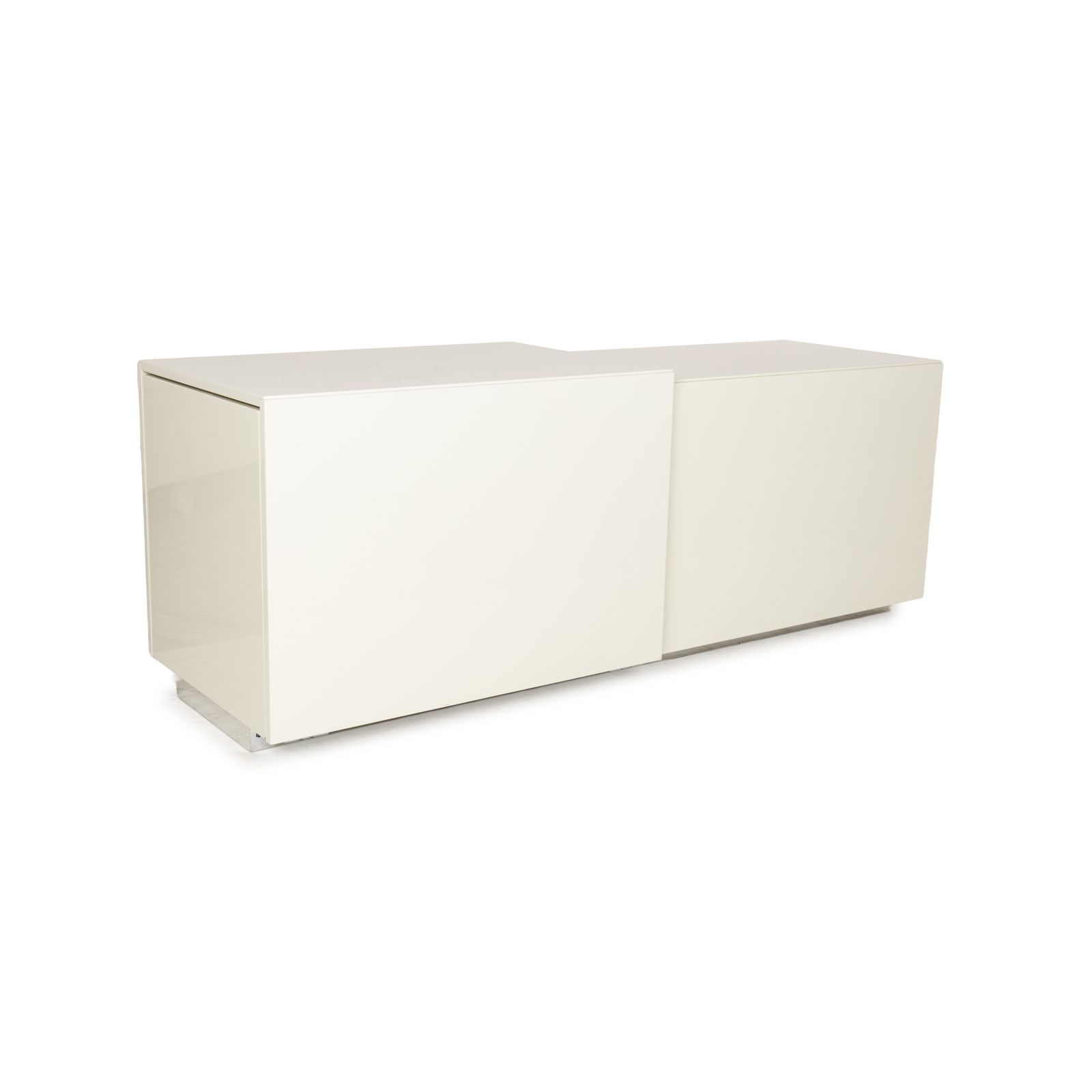 Buffet Hülsta Lilac en bois blanc crème laqué brillant photo for sale