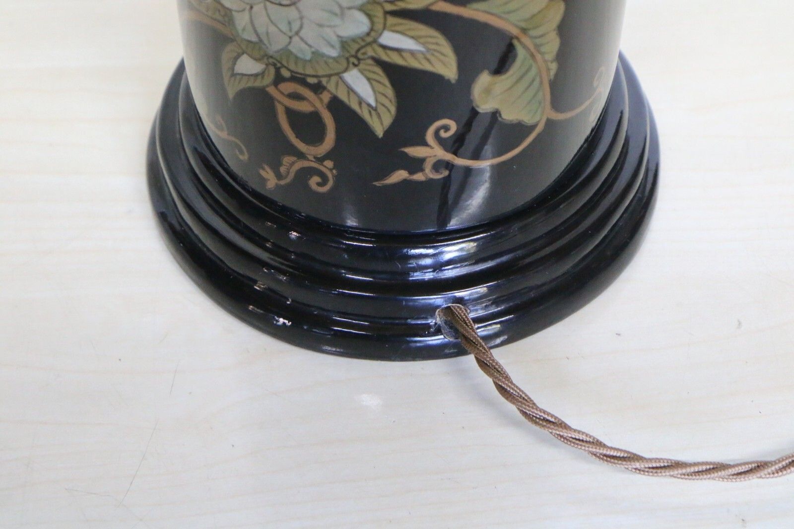 photo for sale Table Lamp Vintage Oriental Wooden Lacquered Lamp Black & Hand Painted Decor 60s