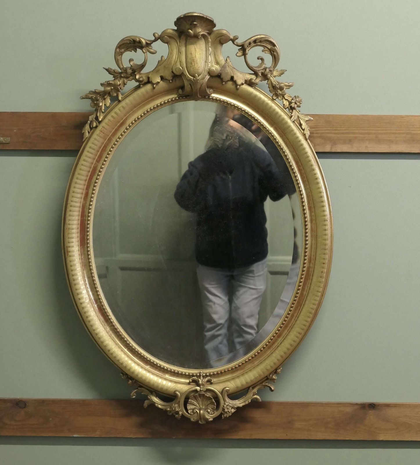 A Very Large French Rococo Oval Gilt Wall Mirror photo 1980.0