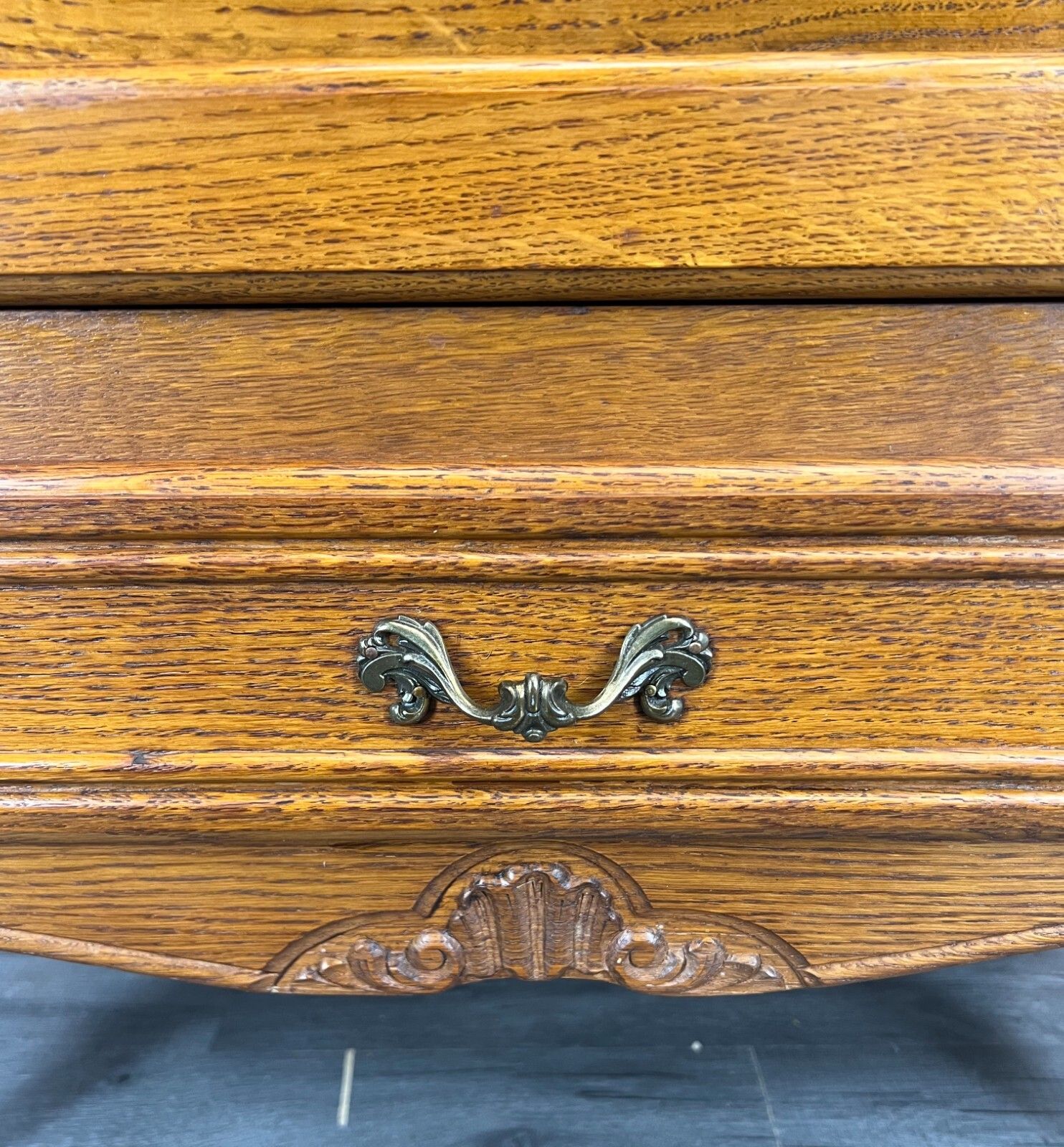 French Oak Cabinet Sideboard Cupboard Side Table  Drawer  Louis Style – Lot 3779 photo 299.0