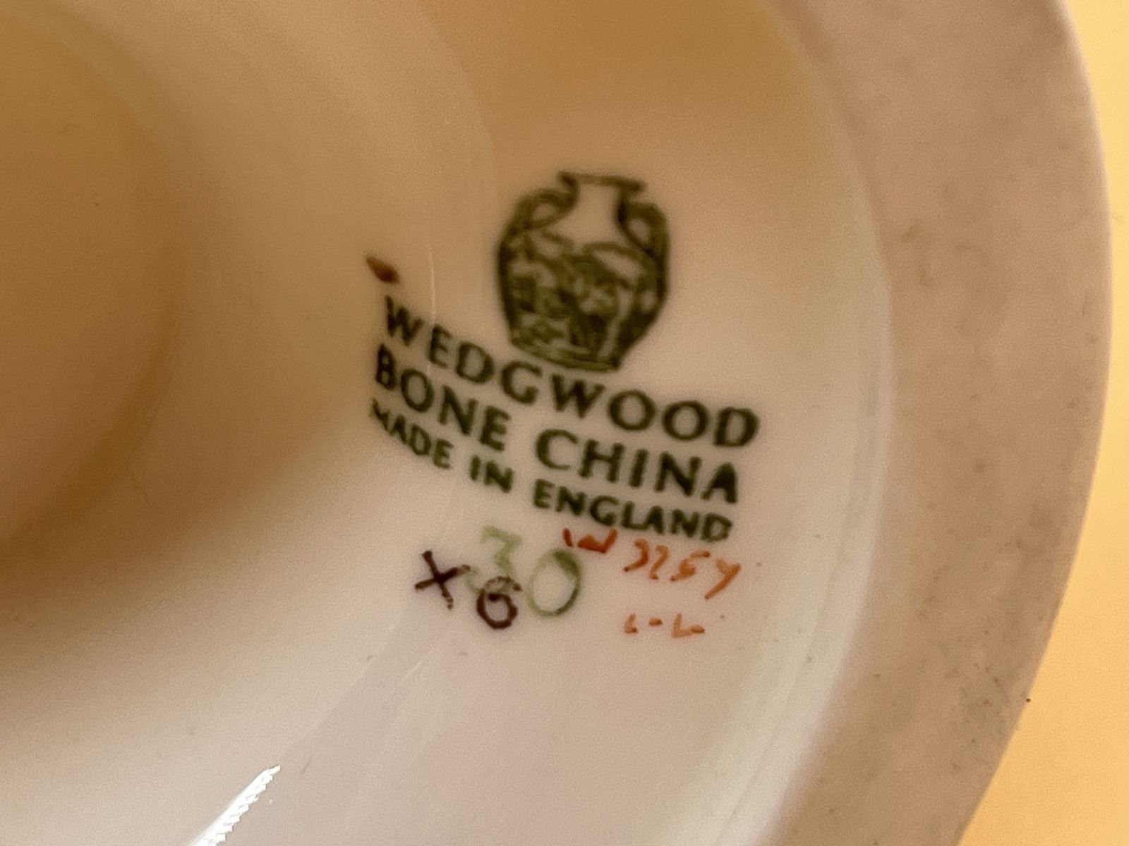 Vintage Wedgwood China Appledore Design 1.25 Pint Capacity Coffee Pot. W3257. photo for sale