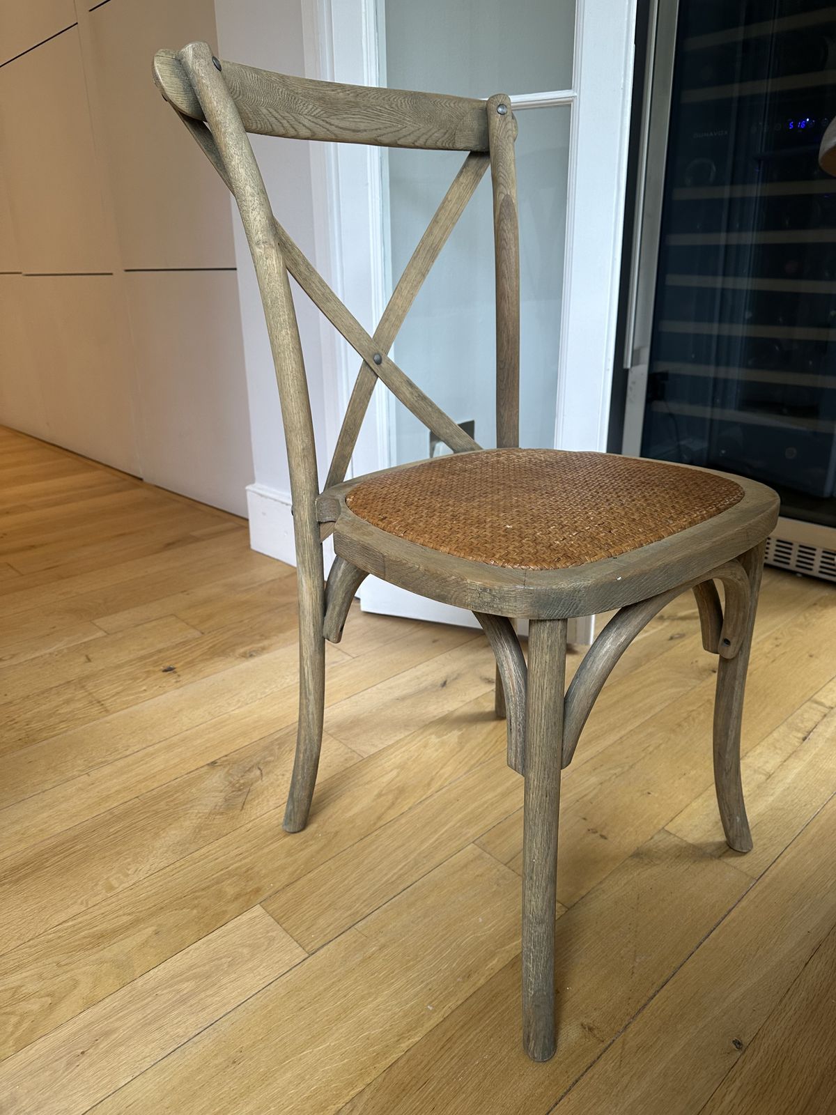 Round Wooden Dining Table And Chairs