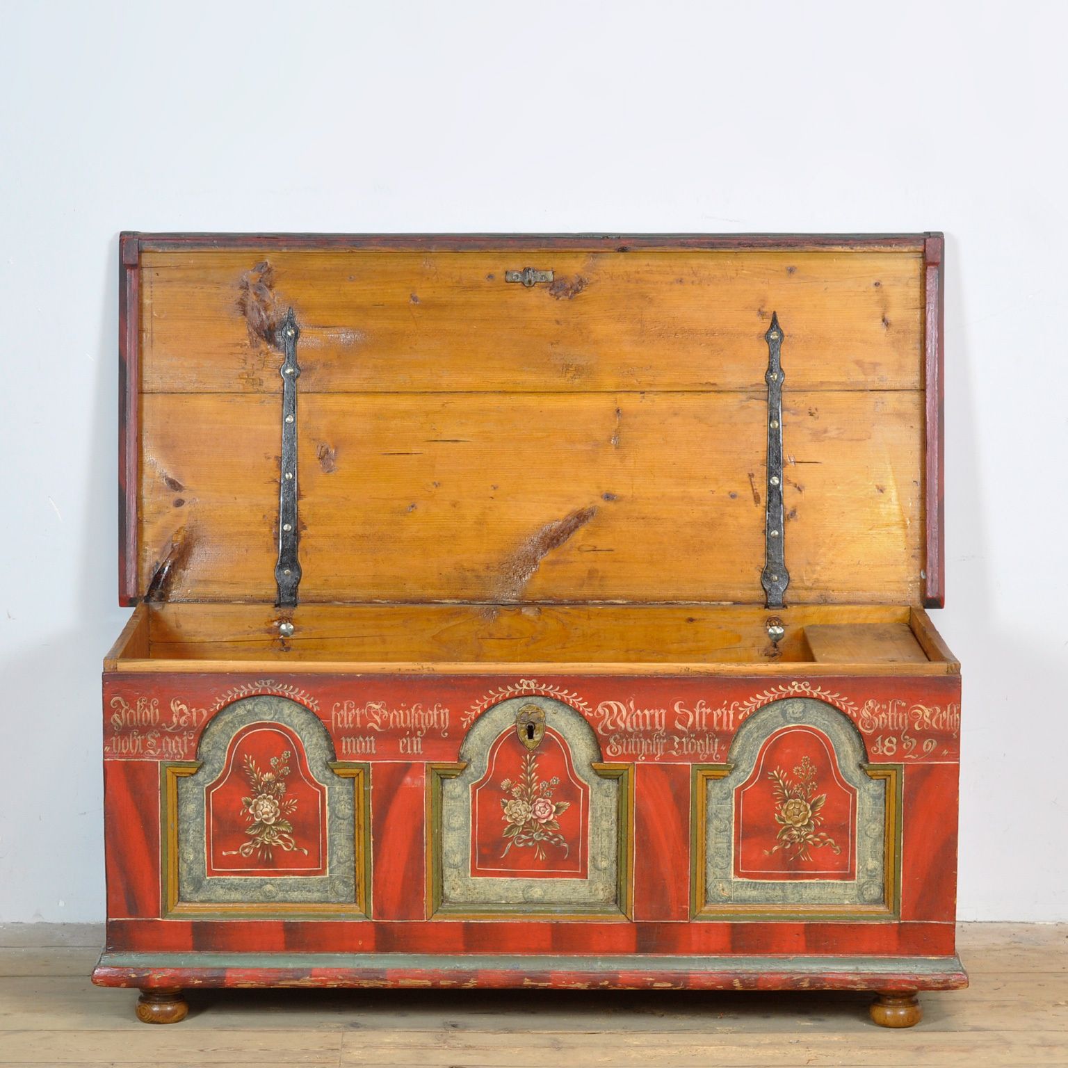 Folk Art Bridal Chest, Anno 1829 photo for sale