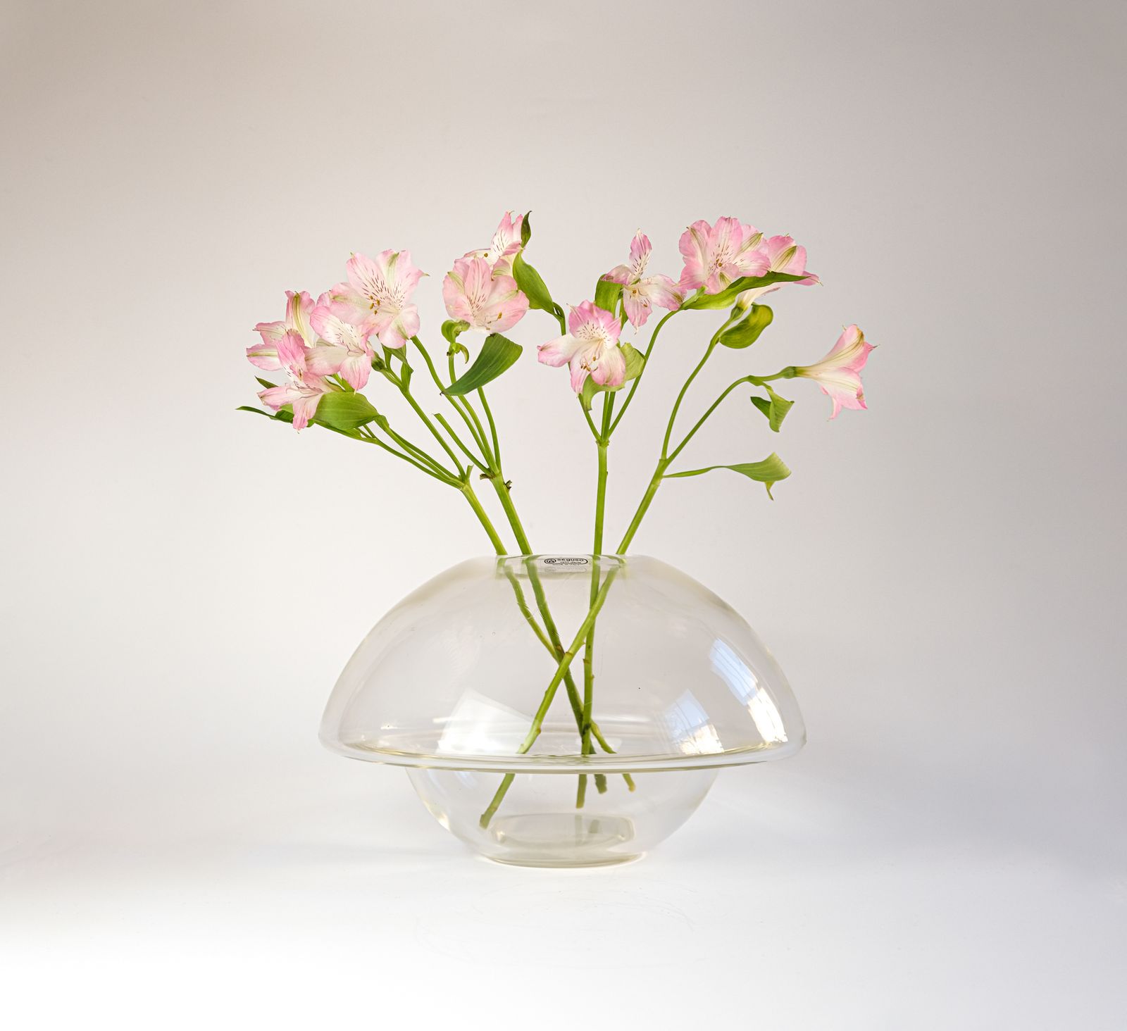380.0 Mario Pinzoni Seguso Vetri D'arte Murano Glass Vessel Vase, Italy C.1980s photo