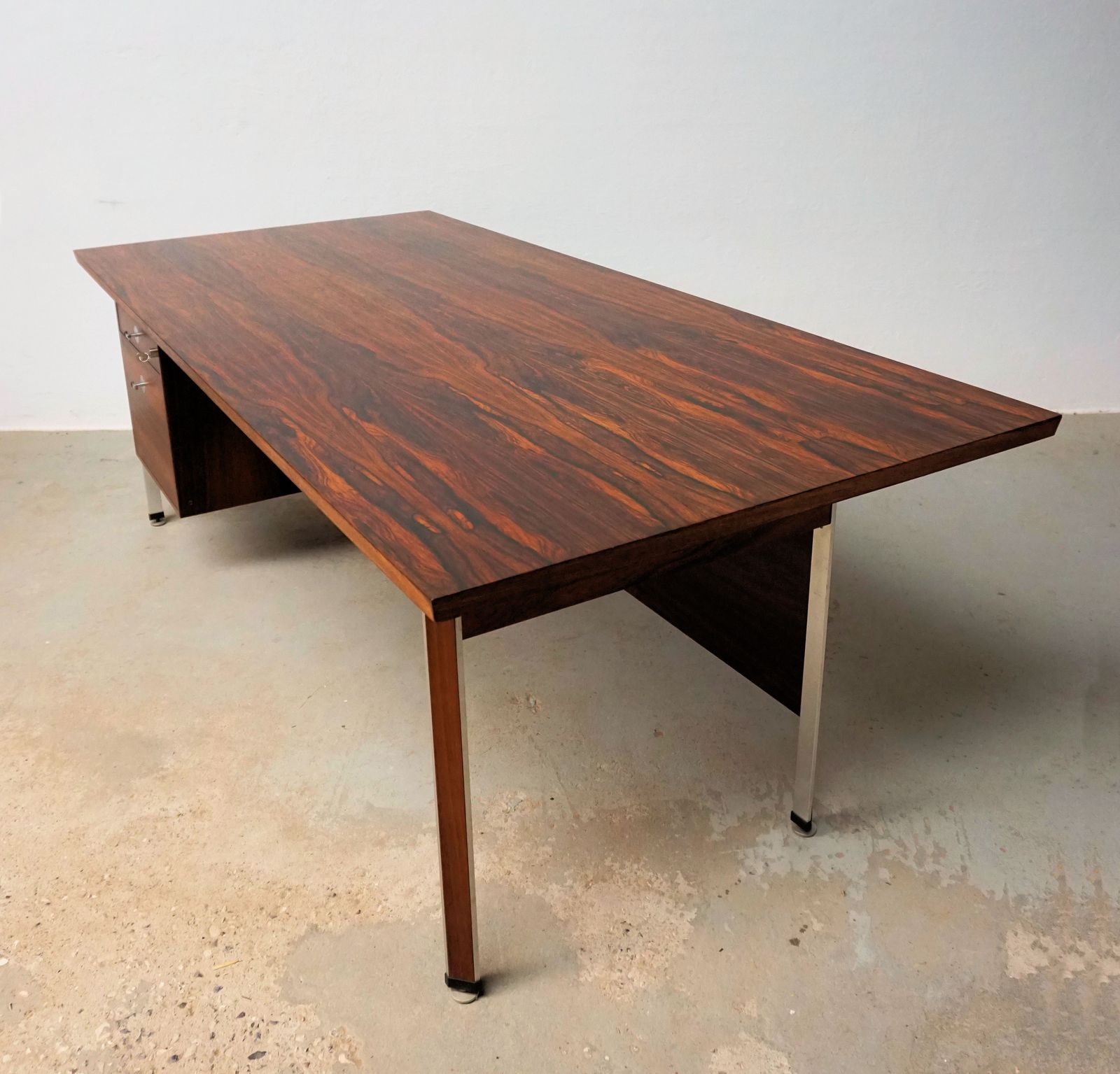 Large Fully Restored Finn Juhl Excecutive Desk In Brazilian Rosewood By Cado, 1960s photo Furniture