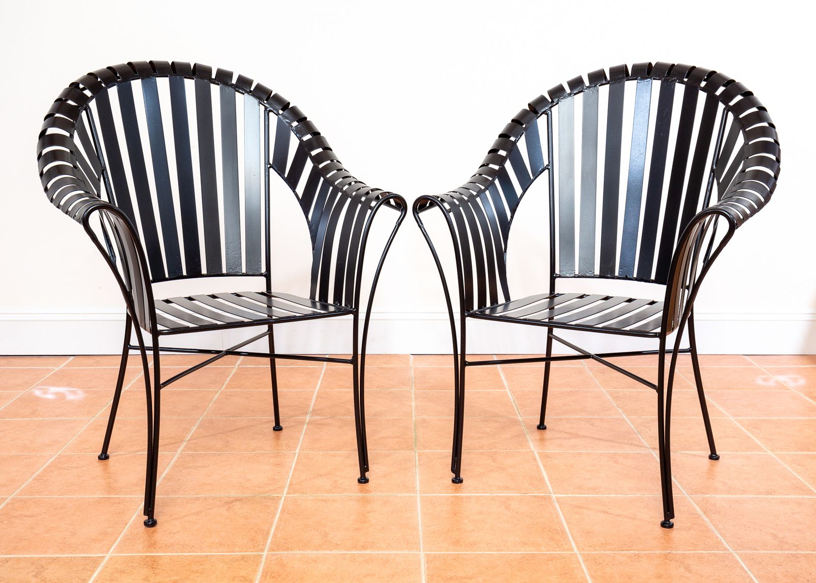 Garden Furniture Set Of 4 Modernist Iron Strap Garden Armchairs Pair Sculptural Brutalist 1980s Mcm Patio Outdoors Outside French Machinisme Woodard Carre Salterini photo