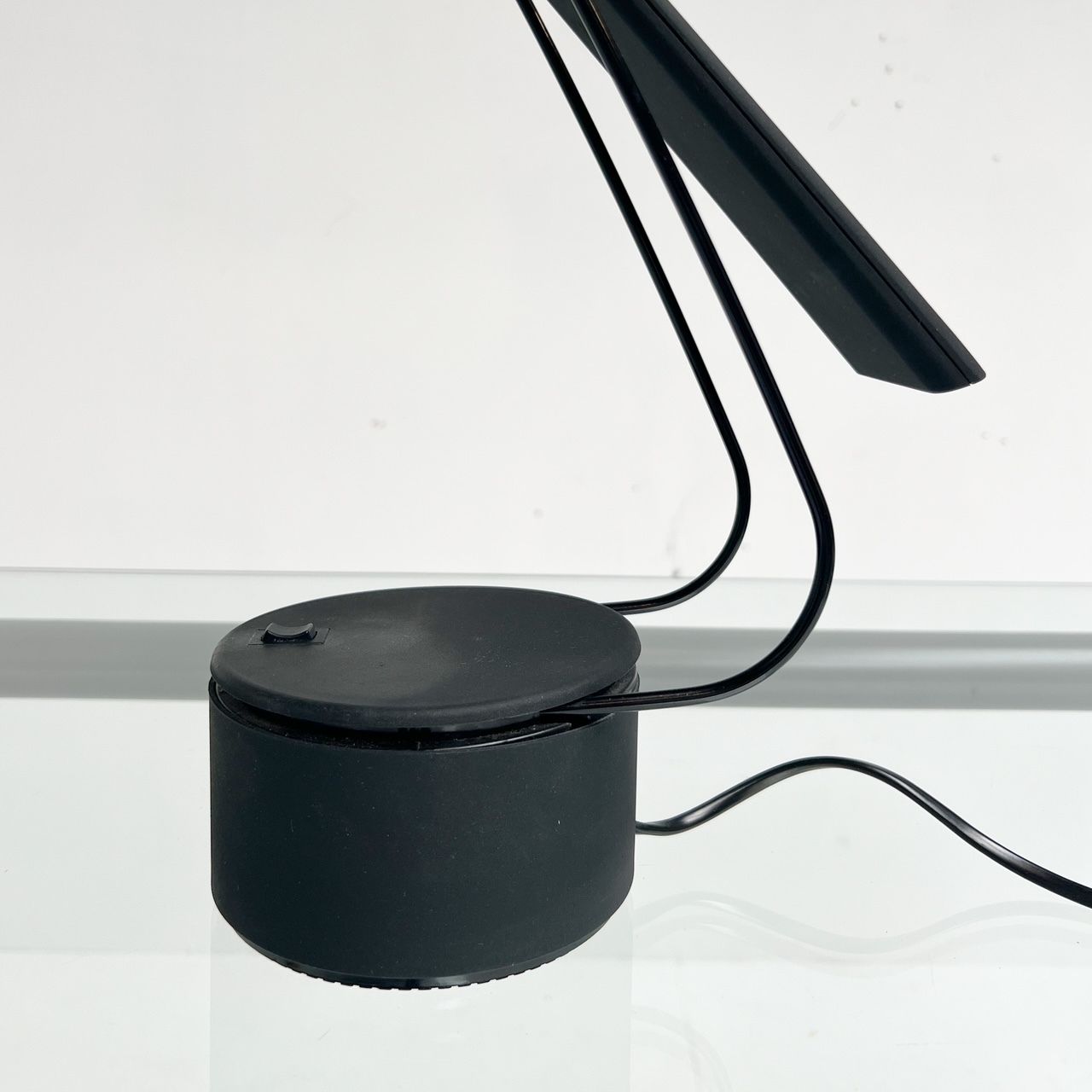 Model Dove Desk Lamp By Barbaglia & Colombo For Italiana Luce, 1970s photo vinterior