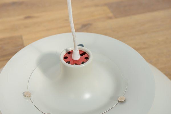 photo vinterior Mid Century Model Ph5 Pendant Lamp By Poul Henningsen For Louis Poulsen, 1960s