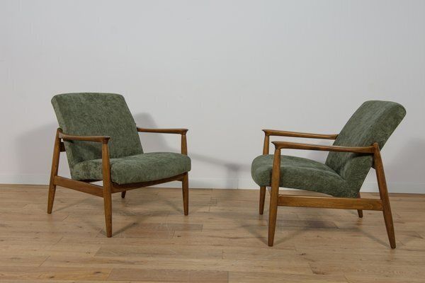 Set Of Mid Century Modern Gfm 64 Chairs By Edmund Homa For Gościcińskie Furniture Factory, 1960s