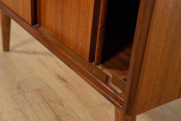 photo vinterior Small Mid Century Teak Sideboard From G Plan, United Knigdom, 1960s