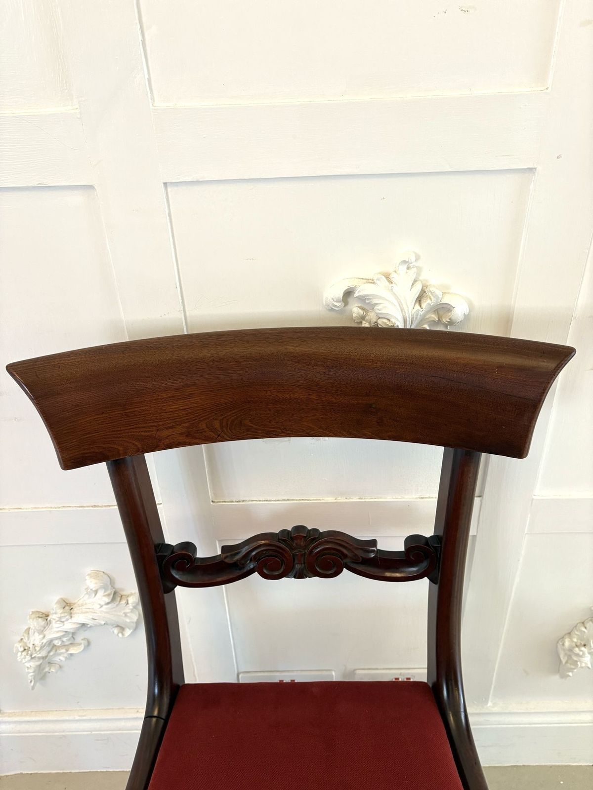photo furniture Set Of 8 Antique 19th Century Quality Mahogany Dining Chairs