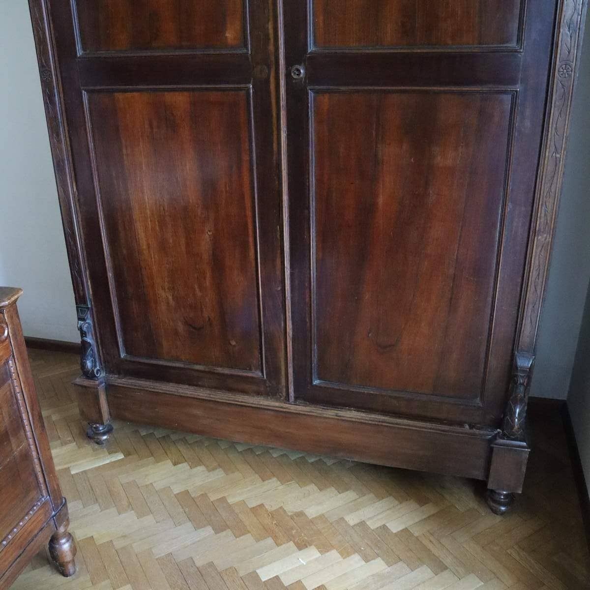 Large Vintage Wooden Closet photo 2507.0