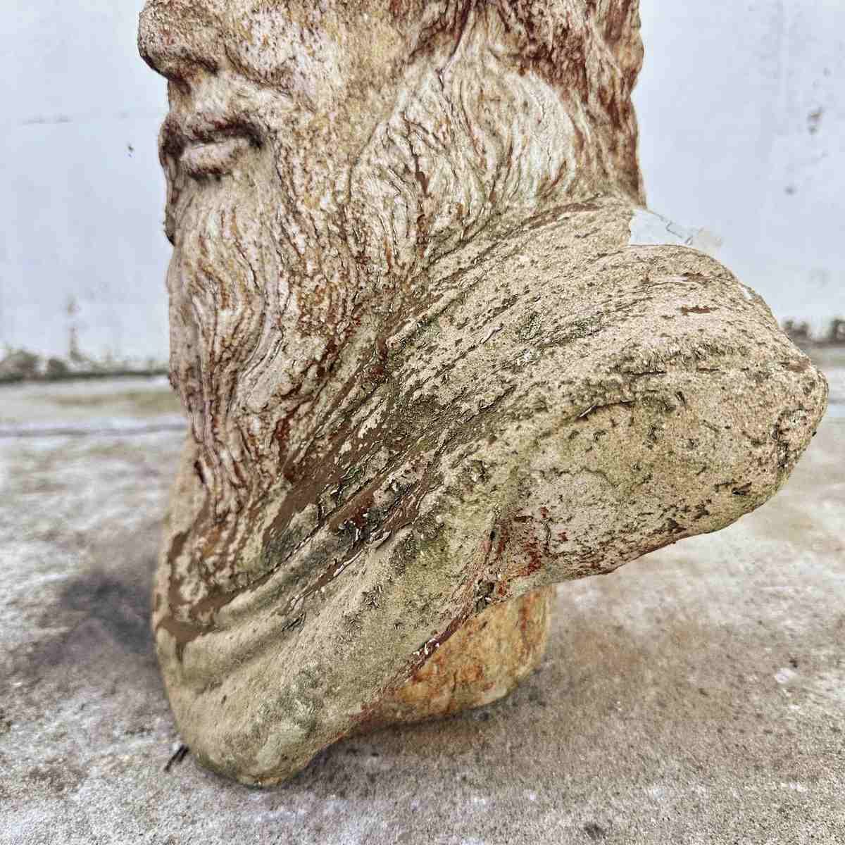 Classic Stone Bust With Artistic Details, A Piece Of Decoration For Indoors Or Outdoors. photo vinterior