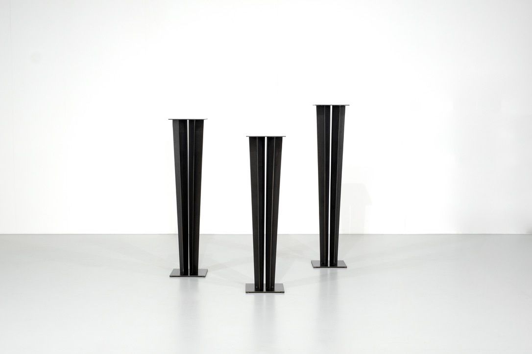 Pedestal "New Star" By F.Robichez For Dritsh, Paris 1990s. photo Furniture