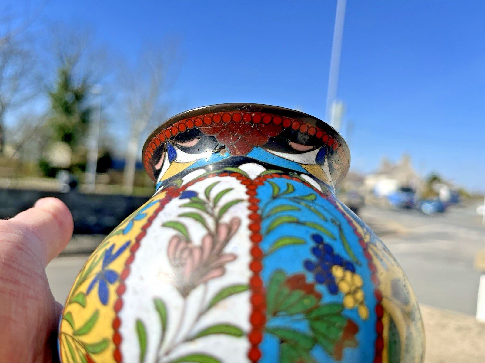 photo furniture Beautiful Antique Art Deco Cloisonne Enamel Floral Squat Vase Japanese Chinese