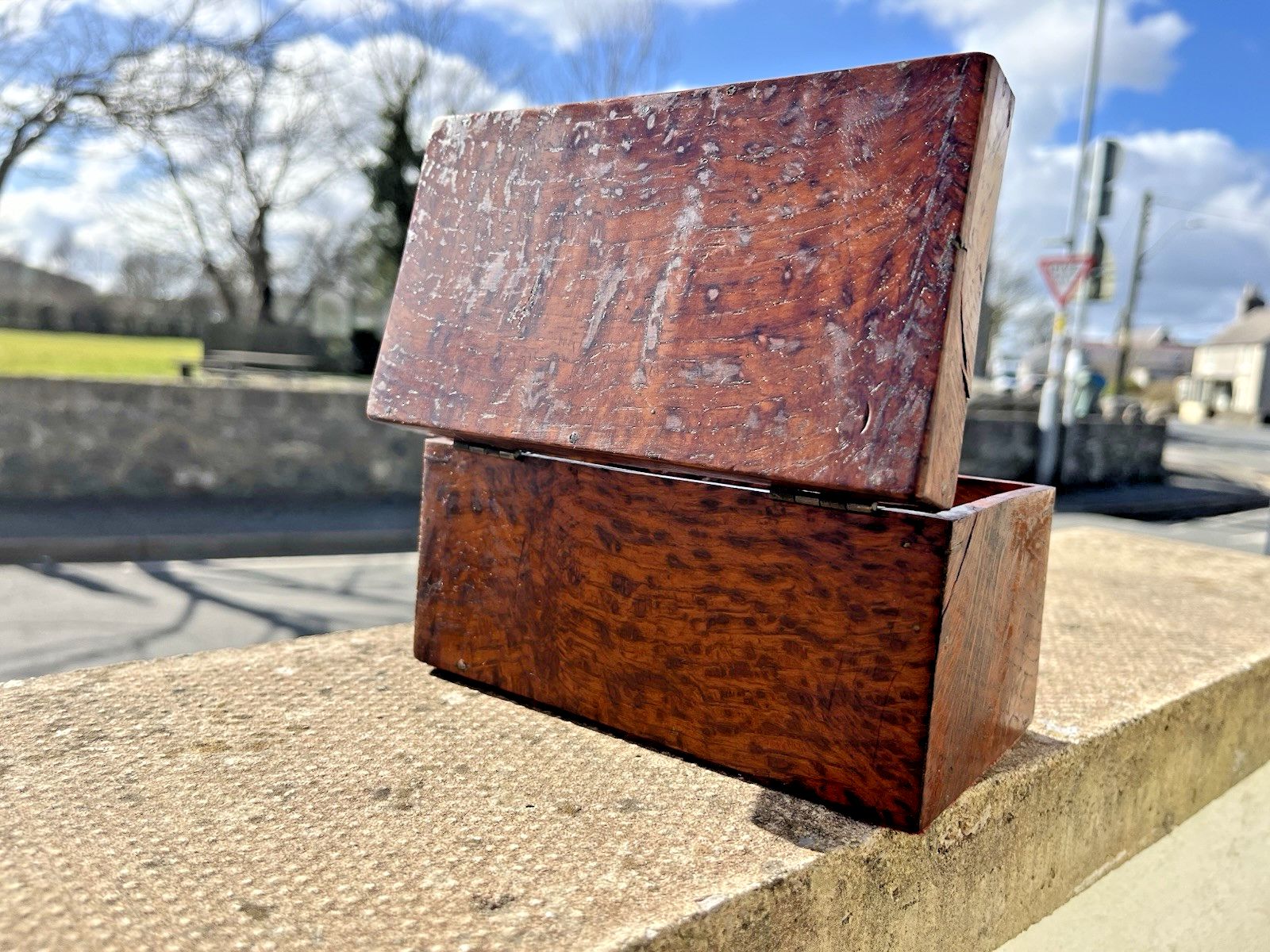 Antique Art Deco Thuya Burr Wood Tea Caddy Jewellery Cigarette Pen Box Desk Tidy photo vintage
