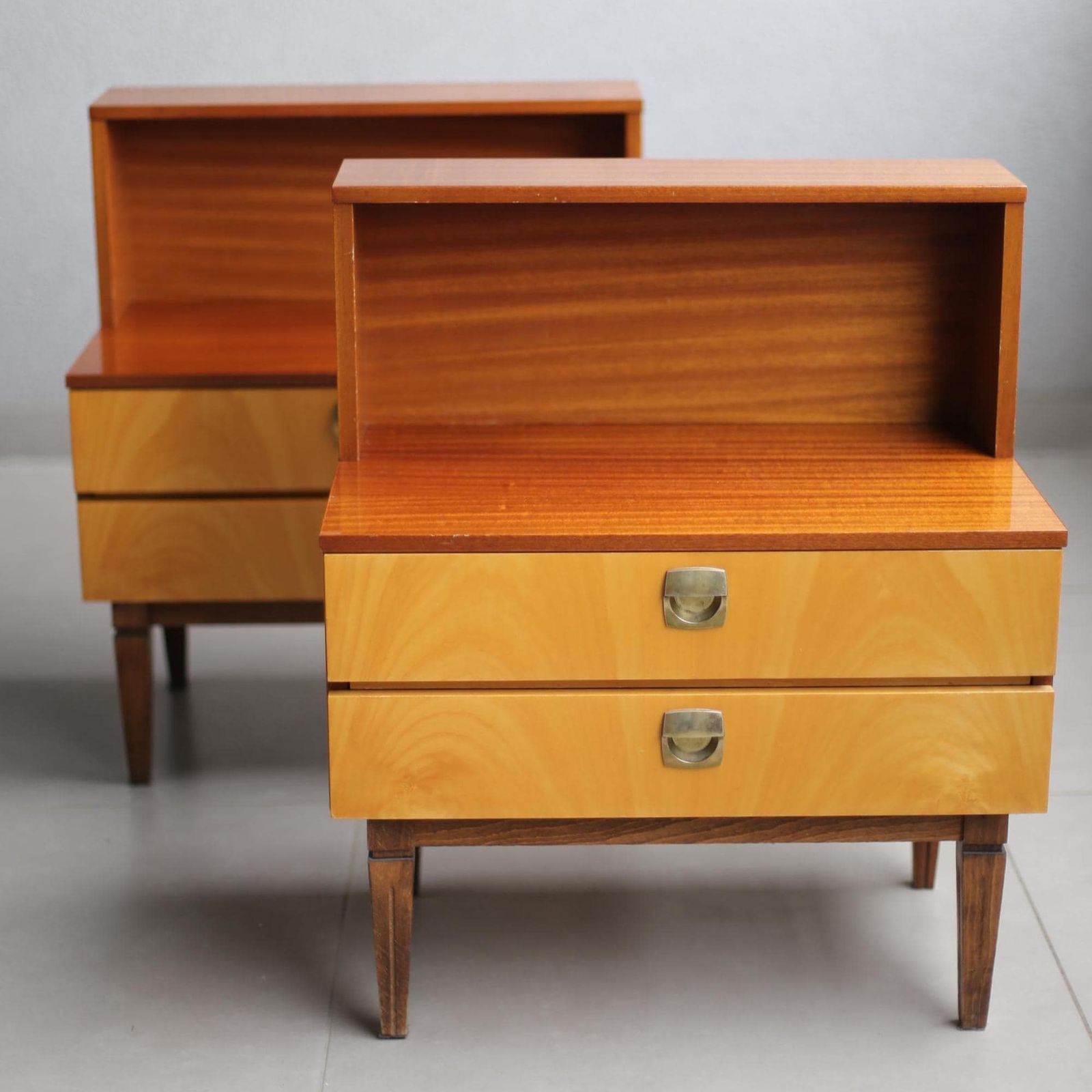 Pair Of Vintage Meblo Yugoslavia Bedside Cabinets / Pair With Drawers And Detachable Top – Maple & Mahogany Veneer / Mid Century Design photo 707.0
