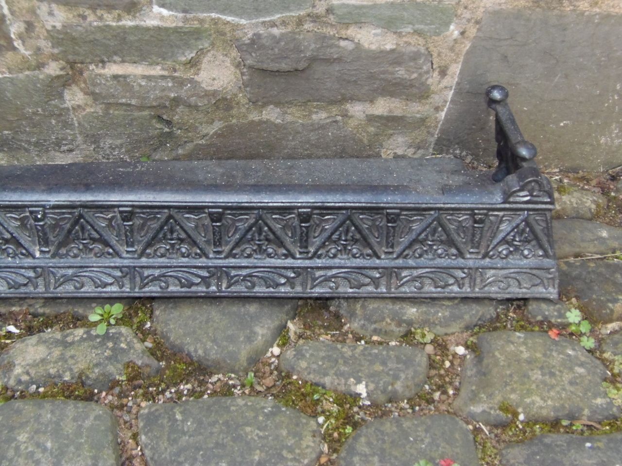 Arts And Crafts Cast Iron Decorative Fender . photo for sale