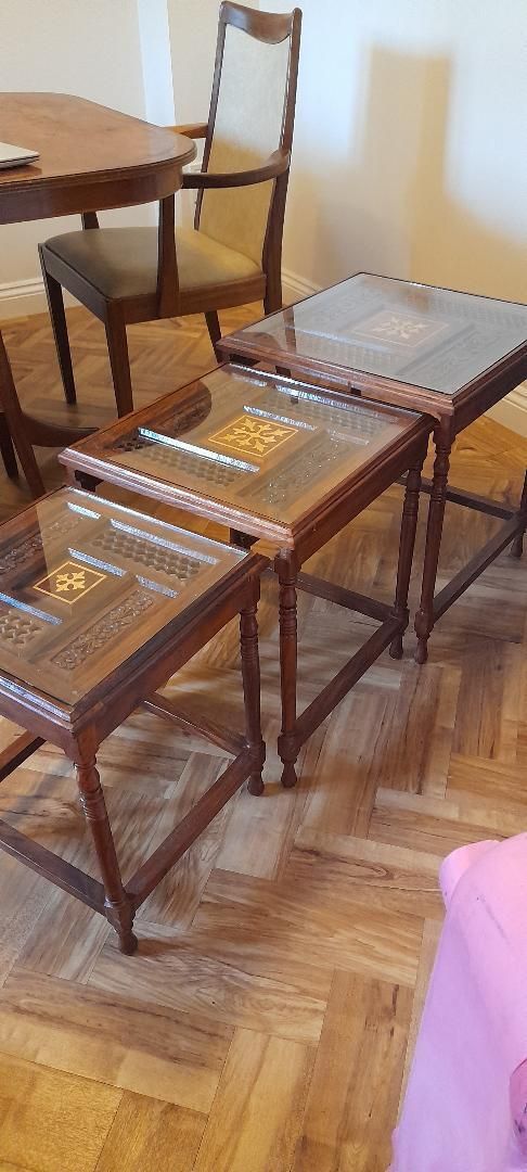 photo furniture Nest Of 3 Pakistani Marquetry Carved Fretwork Wooden Side Coffee Lamp Tables Glass Top