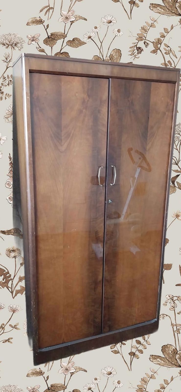 Golden Key 1950,S His And Her Wardrobe