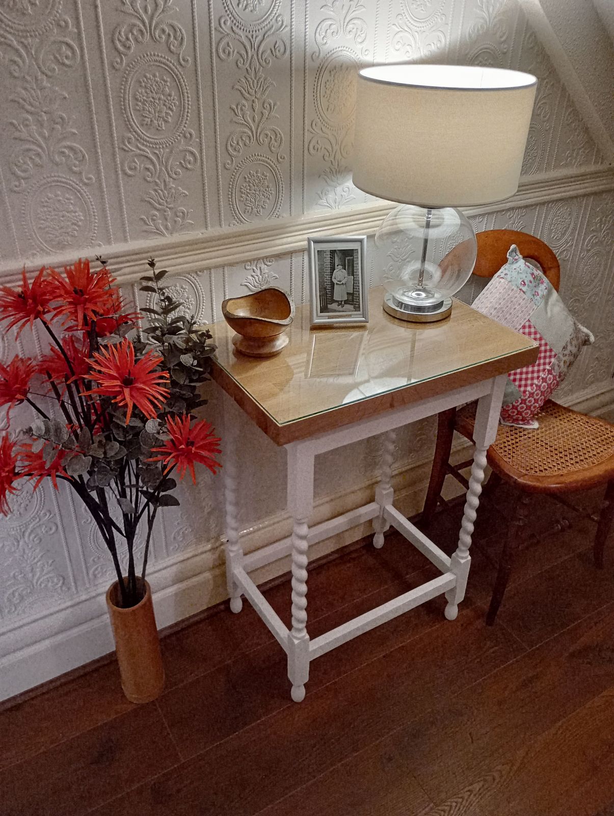 Anitque Oak Barley Twist Leg Side Table In Satin White With Solid Oak Glazed Top photo Furniture