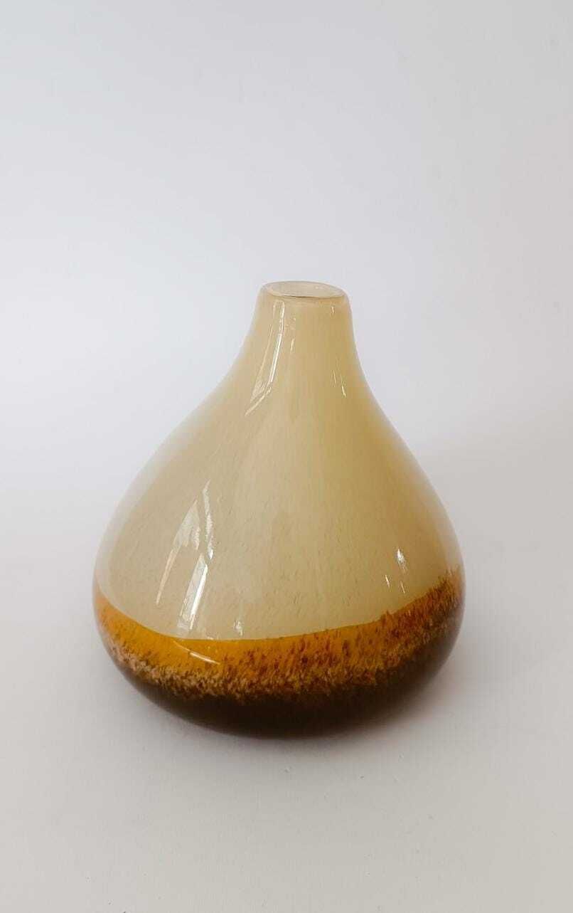 Vintage Design Vase In Murano Glass Vistosi Style Irregular Shape Beige With Stripes photo for sale
