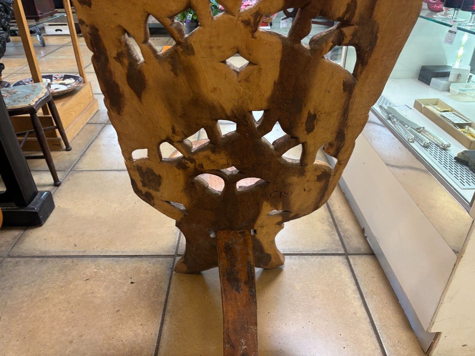 photo vinterior Antique African Carved Tribal Wooden Chief/ Birthing Chair