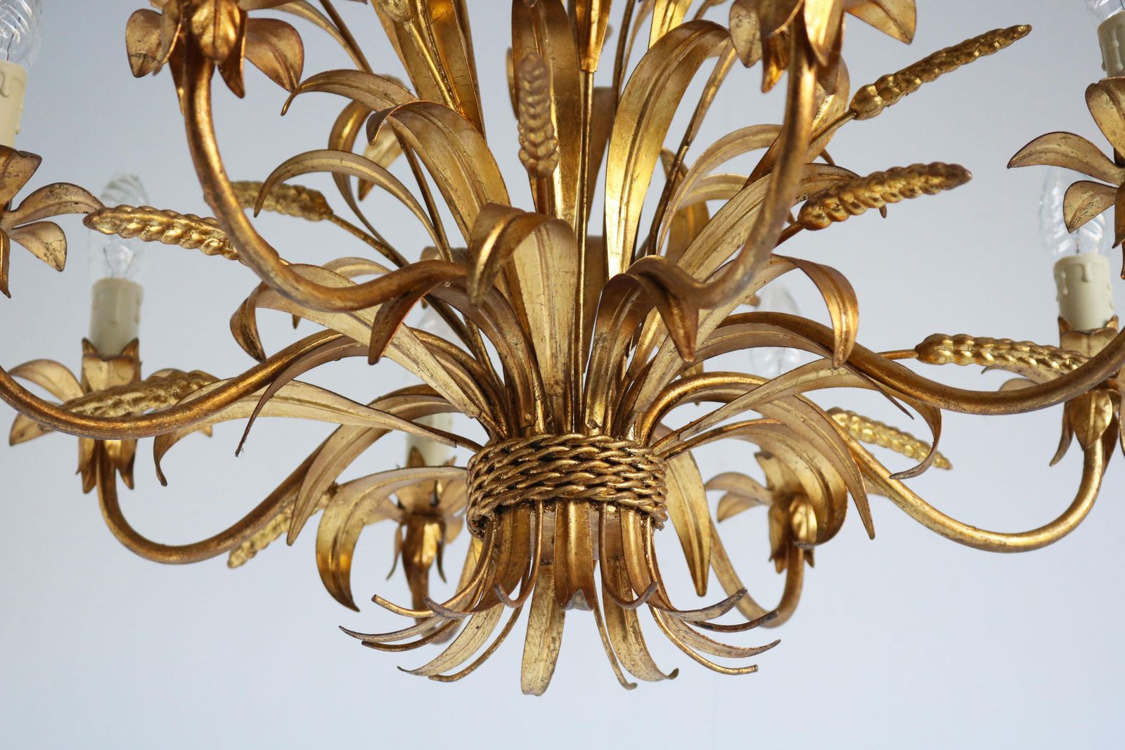 photo furniture Zeldzame Grote Hans Kögl 1970 'Sheaf Of Wheat' Hollywood Regency Kroonluchter, 8 Armen