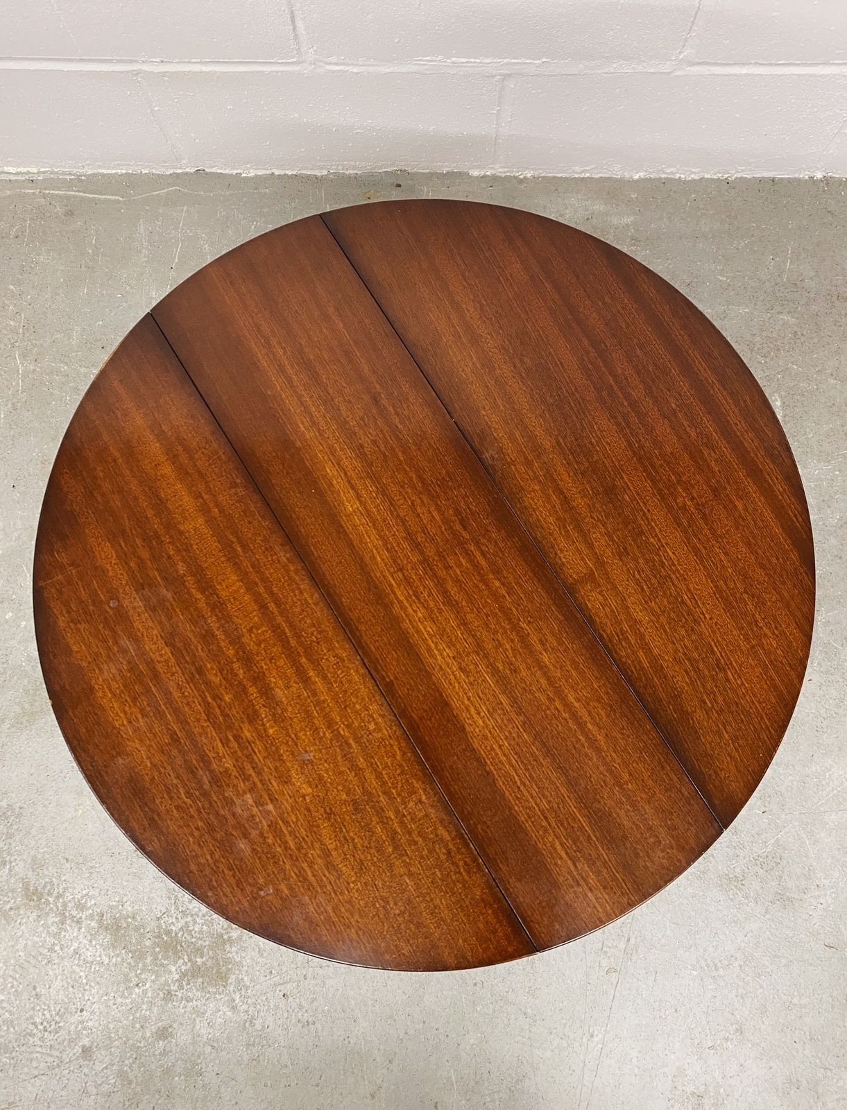 Vintage Strongbow Mahogany Pedestal Side Table. photo 130.0
