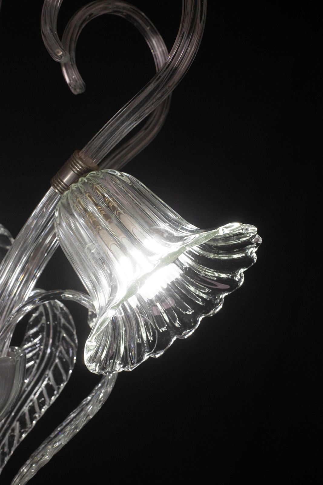 photo vintage Amazing 5 Light Art Deco Murano Glass And Brass Chrome Chandelier By Barovier