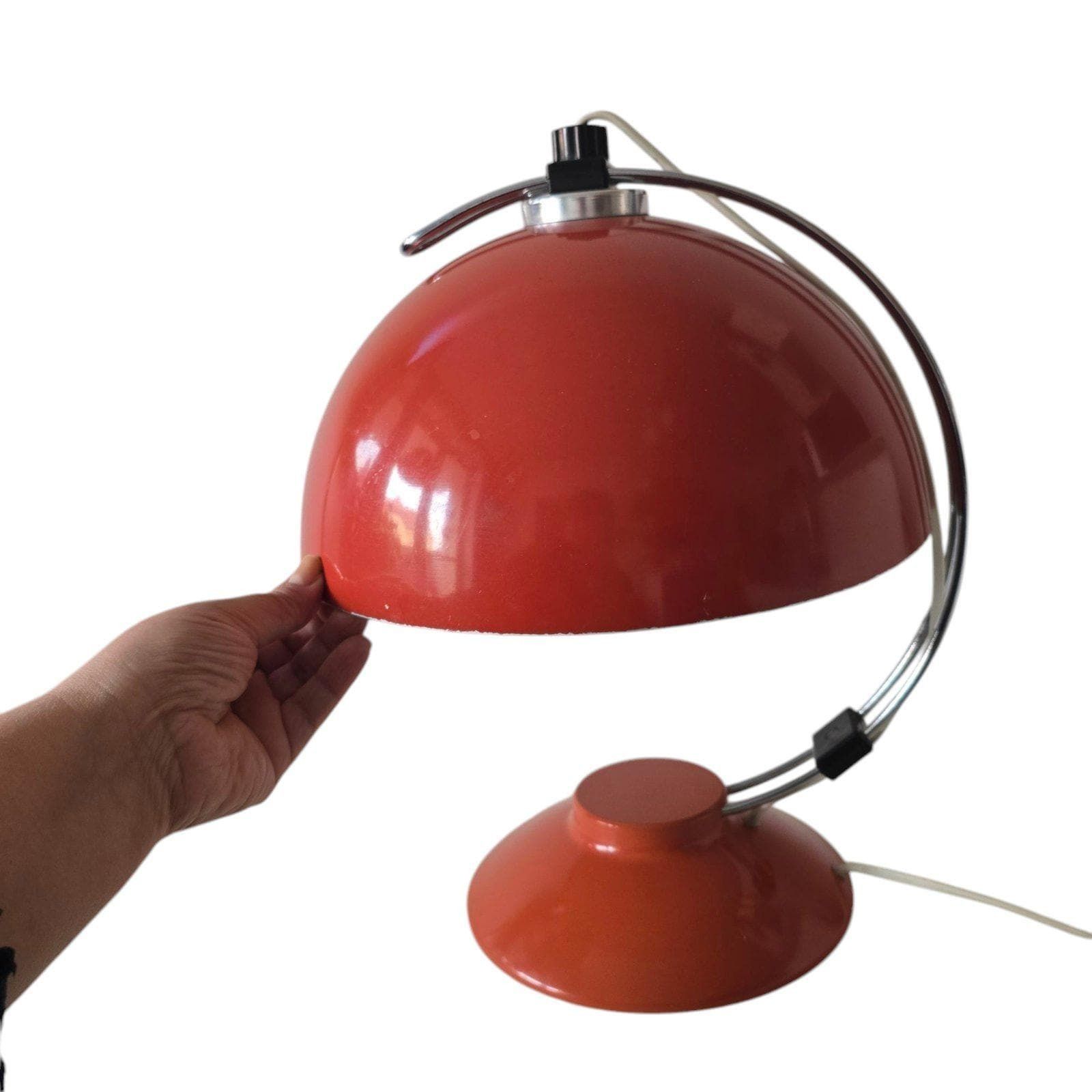 photo for sale Vintage Mid Century Space Age Rode Grote Paddenstoellamp Voor Op Het Bureau, Modernistisch Design, Tsjecho Slowakije, Jaren 1970