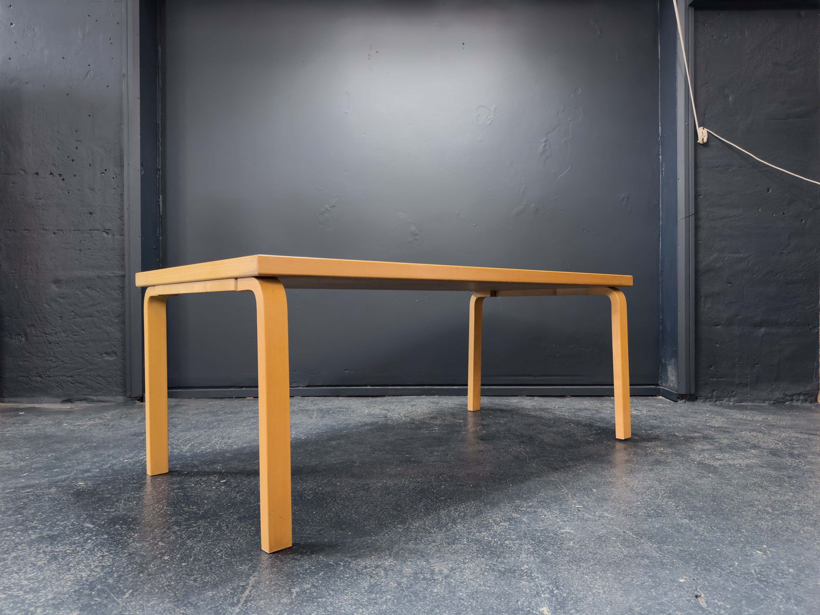 Alvar Aalto Table 83 photo furniture
