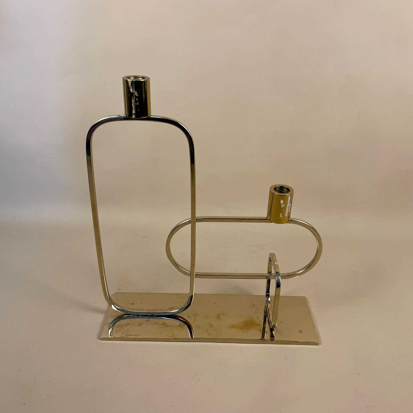 Retro Modern Gold Candelabra Gold Brass Metal Candlestick Candle Stick Vintage Taper Dinner Candlesticks Curved Pattern 2 Arms Table Top photo vinterior