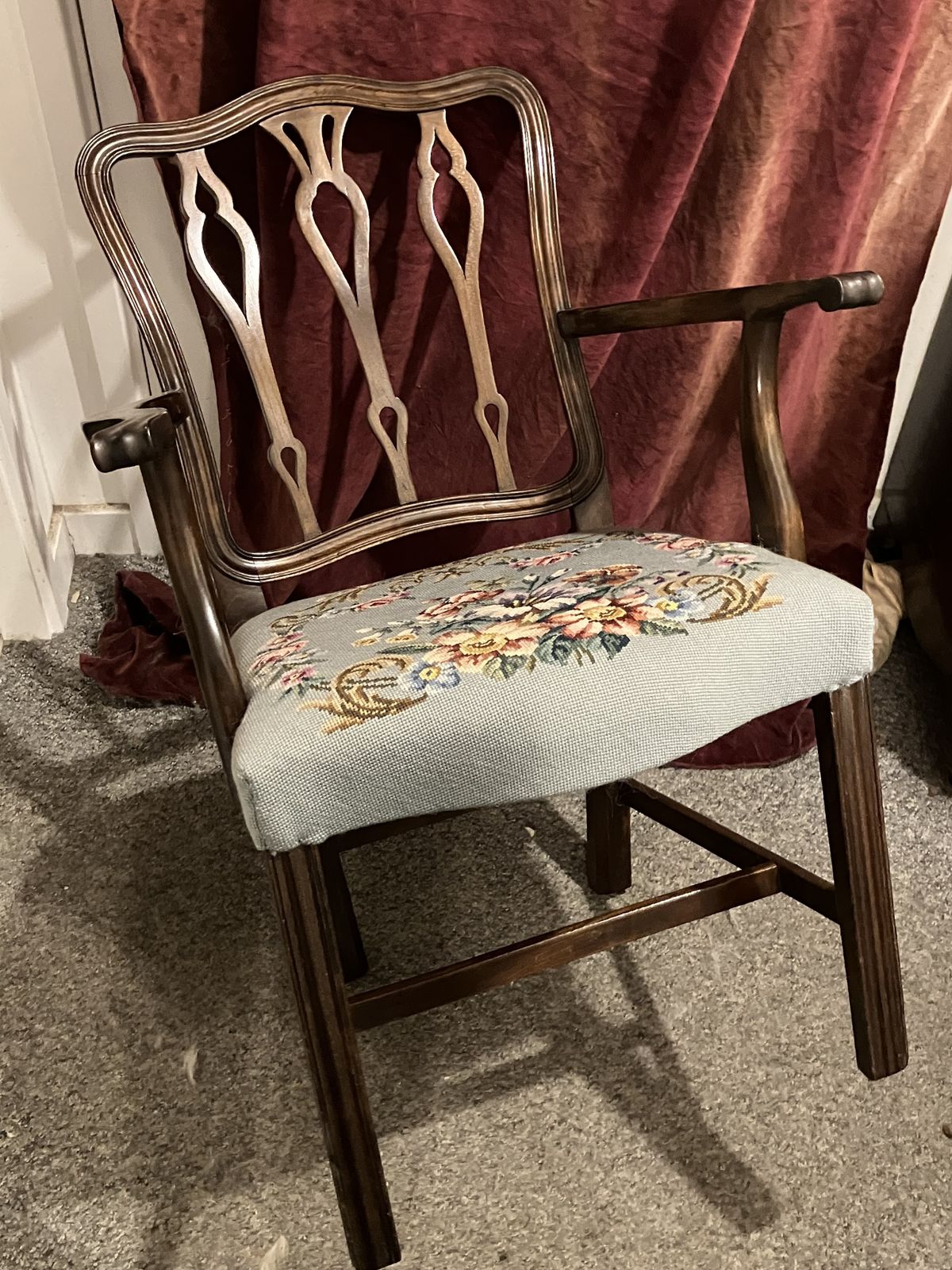 photo furniture English Georgian Elm And Oak Carver Dining Chairs With Later Upholstered Floral Crotchet Seats