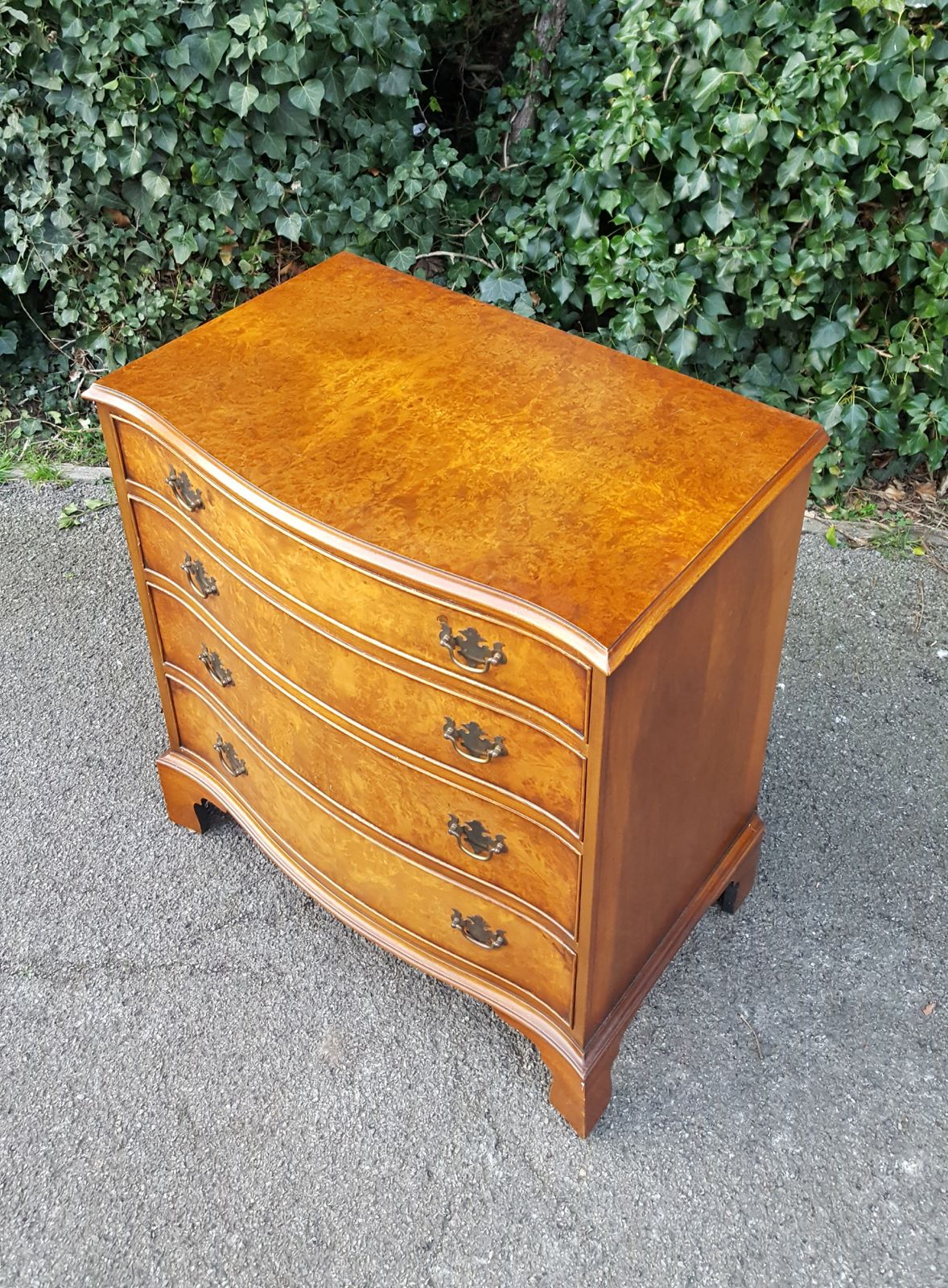 Burr Walnut Serpentine Front Chest Of 4 Drawers photo Furniture